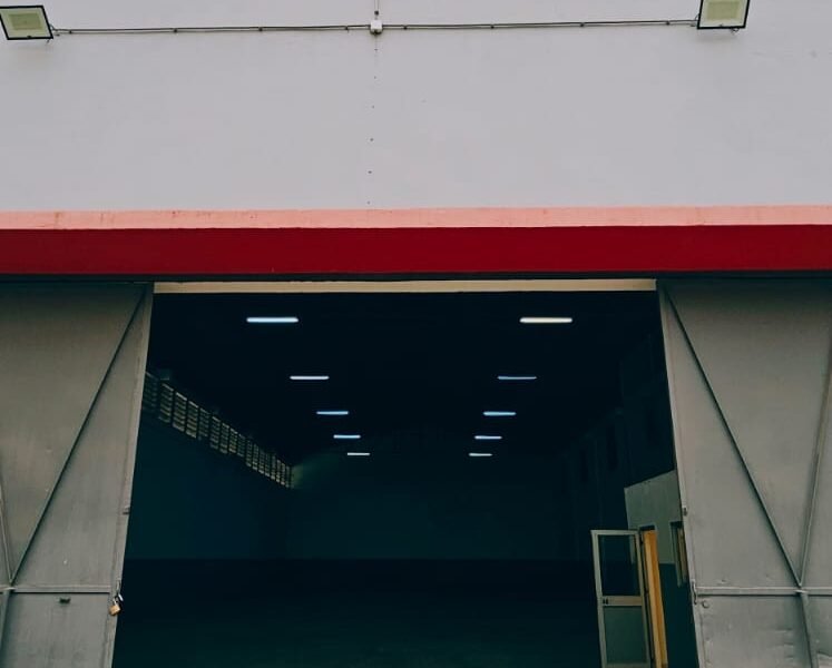 ARMAZÉM NA BOA VISTA