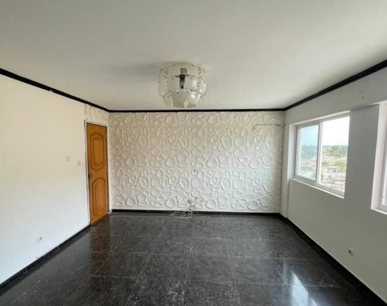Arrendar: Apartamento T3 no Projecto Nova Vida