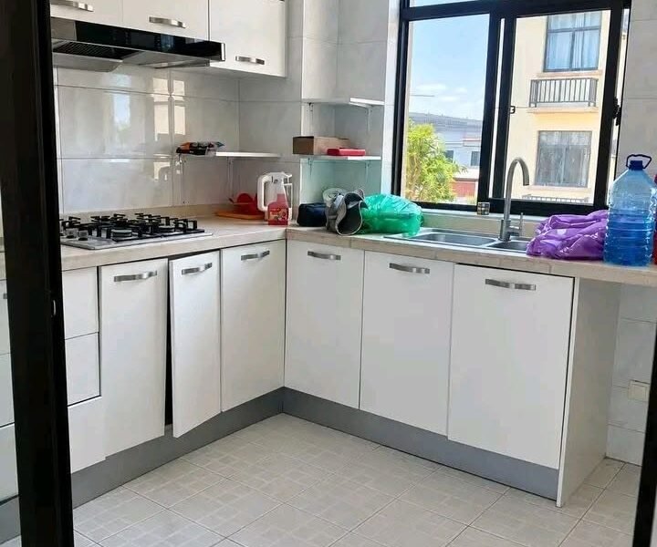 ARRENDA-SE APARTAMENTO T3
