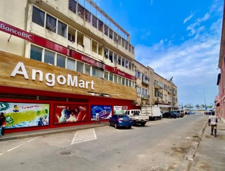 Arrendar: Apartamento T2+1 no Coqueiros - Luanda