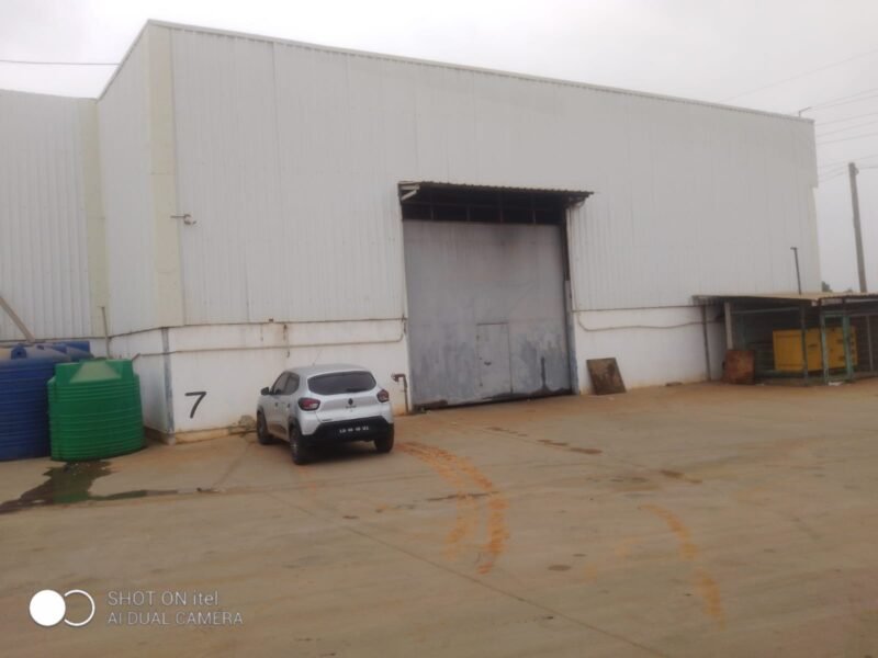 PARA ARRENDAMENTO NAVES DE 1000m2