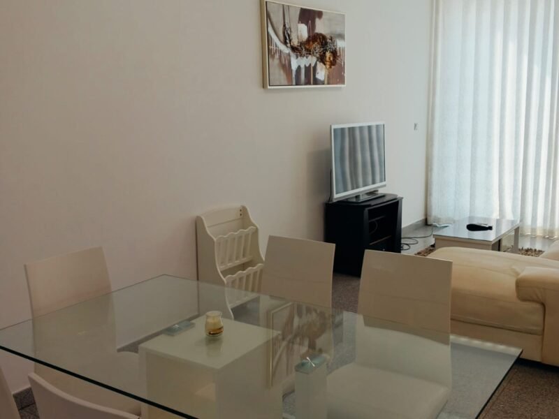 Apartamento T1 Mobilado Na Maianga.