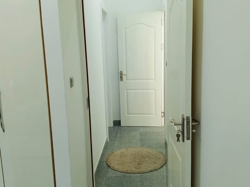 Apartamento T1 Mobilado Na Maianga.