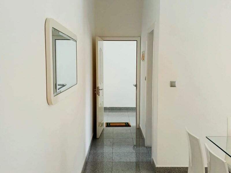 Apartamento T1 Mobilado Na Maianga.