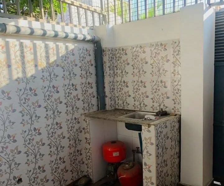Arrenda se esta casa T2